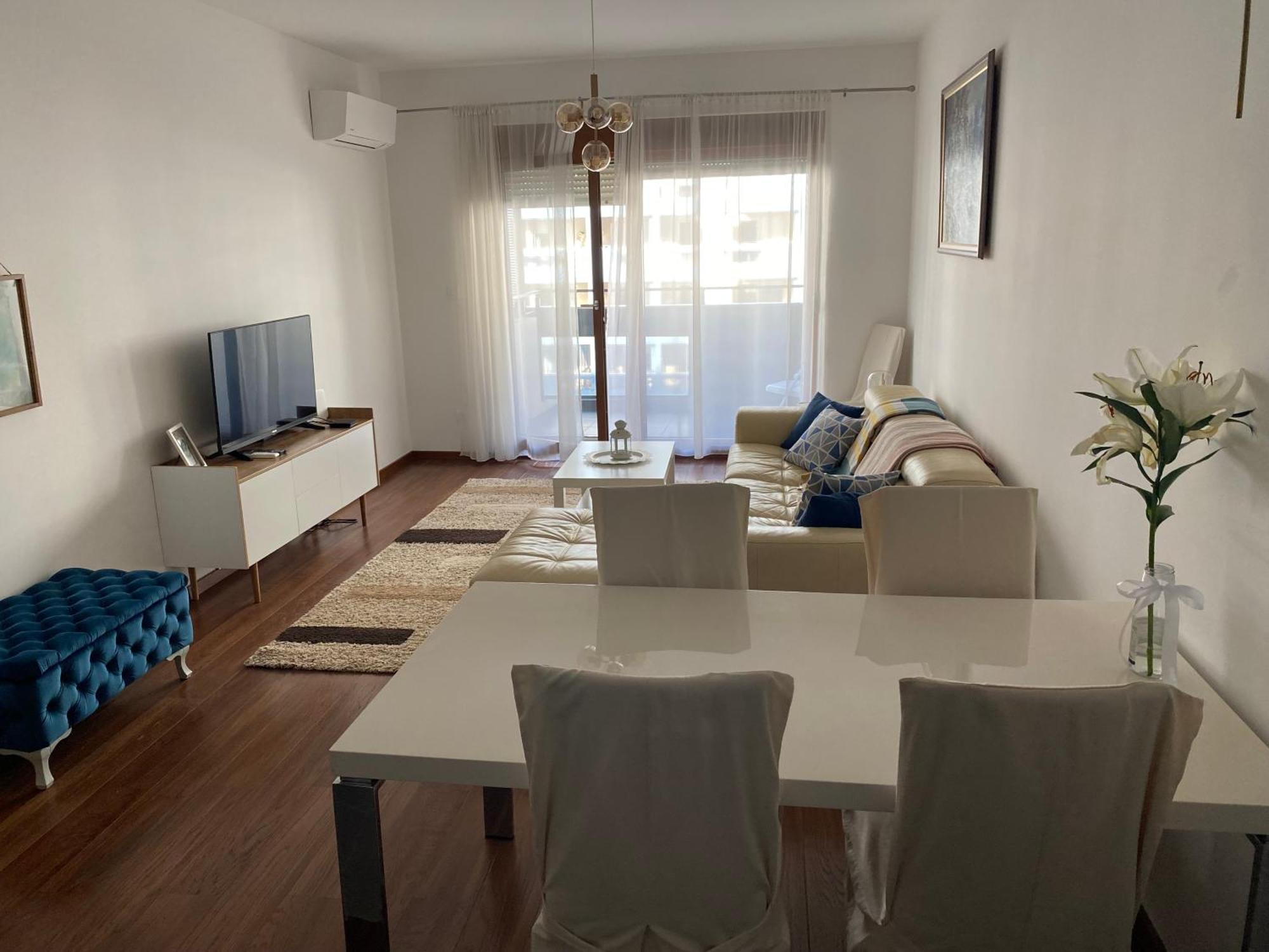 Apartment Kvart Lux Podgorica